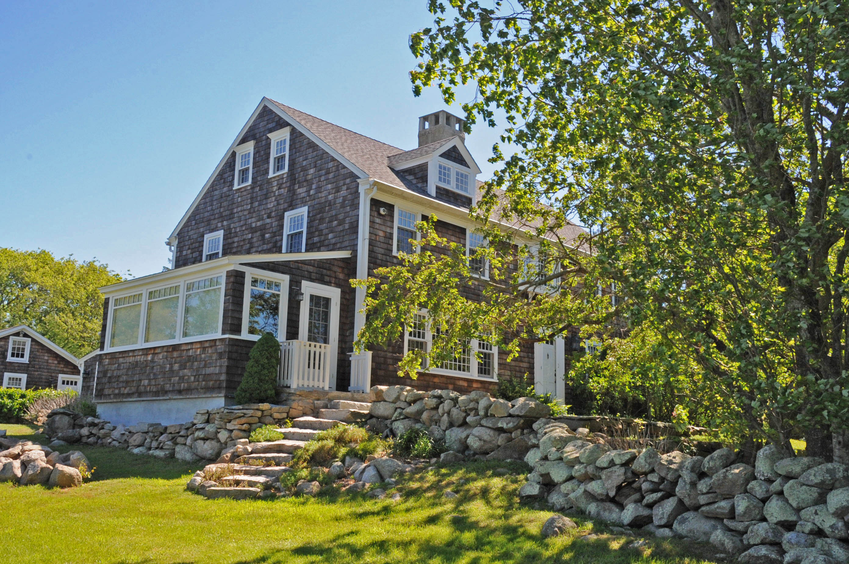 charlestown ri stores